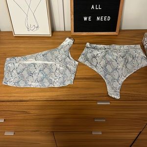 Iheartraves rave outfit top and bottom: snakeskin pattern